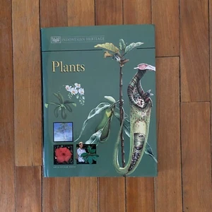 Indonesian Heritage Volume 4: Plants Hardcover Indonesian Heritage Series - Picture 1 of 7
