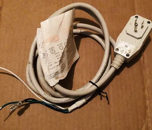 Fenstereinheit Netzkabel geschützt 10Amp 1200Watt 120V 60Hz Nr:12001 - Bild 1 von 7