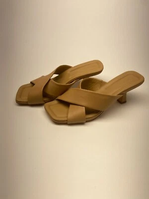 Sandália Vince Feminina Cecila Crisscross Catalina Blush Couro Salto Tamanho 7.5 - Imagem 1 de 4