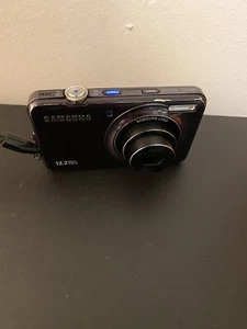 Samsung ST50 Digital Camera 12.2 MP . Parts Not Working. BLACK Screen. Read - Picture 1 of 9