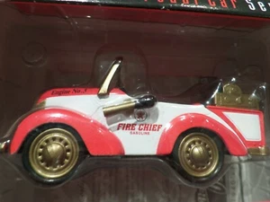 TEXACO PETITE PEDAL CAR SERIES "FIRE PUMPER" 1:12 SCALE -DIE-CAST - Picture 1 of 10