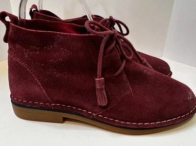 new HUSH PUPPIES womens 7 Cyra Catelyn Wine Shimmer Suede Chukka Desert BOOTS - Image 1 of 4