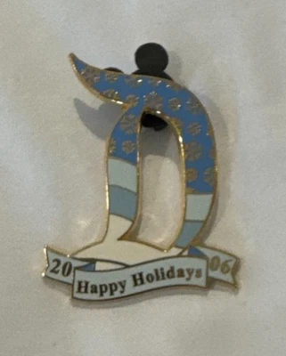 2006 Disneyland Cast Member Christmas Happy Holidays Snowflake D Pin - Image 1 of 2