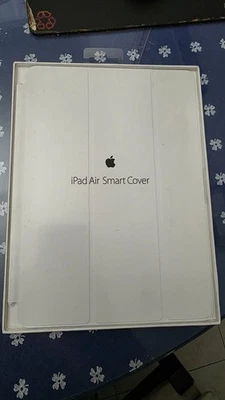 apple ipad air smart case white mgtn2zm/a - Image 1 of 2