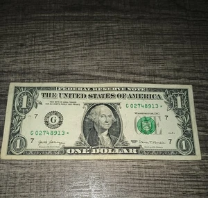 Star Note Dollar Bill 2017 the Federal Reserve Bank of CHICAGO SUPPORTS CHARITY - Picture 1 of 2