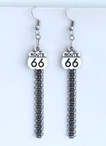 Pendientes Letrero Route 66 Cadena Larga Perforada Plata Viaje Boho Hippie Declaración - Imagen 1 de 2