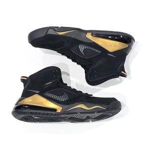 jordan mars 270 negro dorado Descuento online -