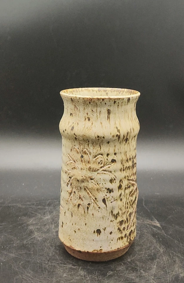 Jarrón floral inciso de cerámica artística hecho a mano gris moteado cerámica 6,5" firmado Foto 1 de 4