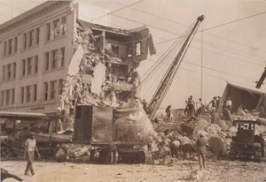 1925 Pressefoto Erdbebenschaden am San Marcos Gebäude in Santa Barbara CA - Bild 1 von 2