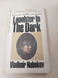 Laughter in the Dark (1969) ~ Vladimir Nabokov ~ Move Tie-In ~ 4th Printing - Picture 1 of 10