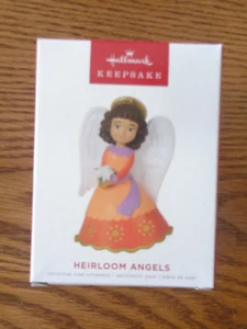 2022 - Hallmark Keepsake - Erbstück Engel Ornament - 7. in Serie - Bild 1 von 1
