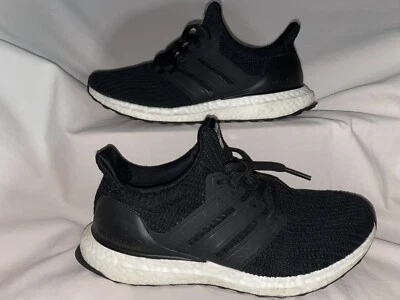 Talla 8- Adidas UltraBoost 4.0 Negro 2020 ¡Usado en excelente estado! *¡Plantillas de corredor de arco alto! Foto 1 de 4