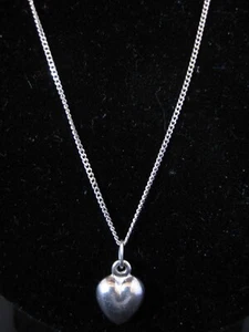 925 Sterling Silver Chain Necklace With Heart Pendant - Picture 1 of 8