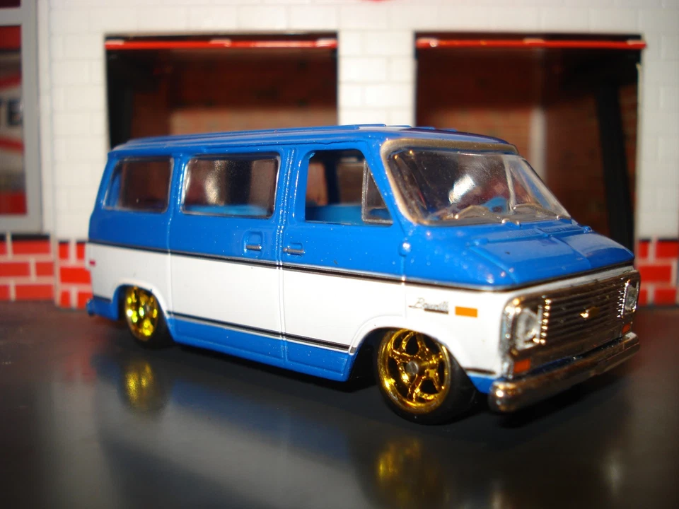 1975 75 CHEVROLET BEAUVILLE PASSENGER WINDOW VAN LIMITED CUSTOM LOWERED 1/64 M2 - Image 1 of 4
