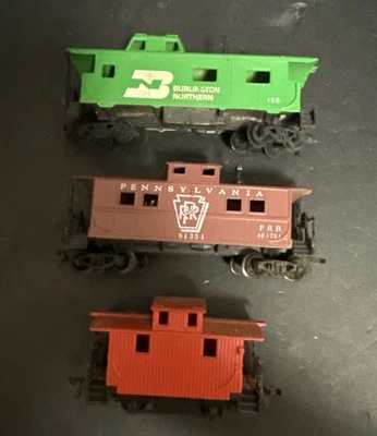 Lot Of 3 HO Scale Rail Cars Caboose Burlington Pennsylvania Vintage Germany - Image 1 of 4