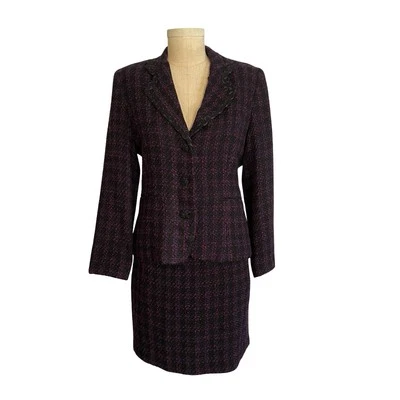 Conjunto Blazer Esquinero Informal Con Falda Tweed Negro Rosa Púrpura Para Mujer Talla 8/10 Foto 1 de 4