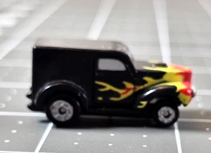 VTG Micro Machines Insiders 1989 Galoob Willys 41 Van Flames - Picture 1 of 6
