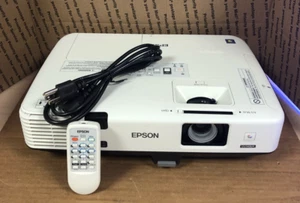 EPSON POWERLITE 1945W LCD PROJECTOR H471A HDMI 561 HOURS W/REMOTE (TESTED) - Picture 1 of 10