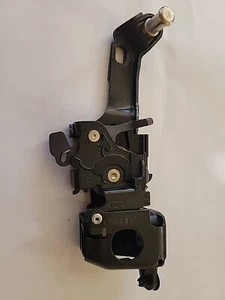 Smart 450 ForTwo Cabrio Verschluss Dachholm rechts 1036668 rear roof lock Left - Picture 1 of 8