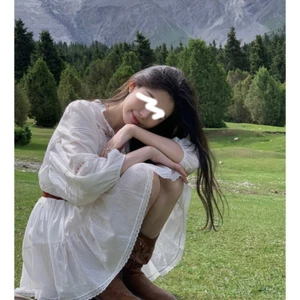 Abito donna pizzo vita cava manica lunga bianco vestito donna design senso - Foto 1 di 11