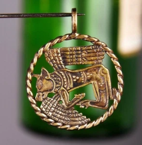 Lamassu Sumerer Babylon Anhänger, Shedu Stier Gott Schmuck, geflügelte Stier Halskette - Bild 1 von 7