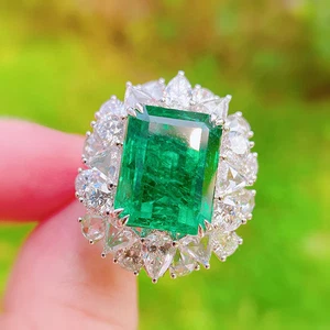 Silver Plated Anti Tarnish Crushed Ice Cut Green Emerald Finger Ring - Picture 1 of 7