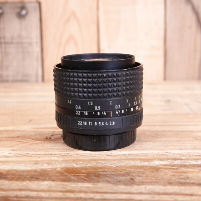 Pentacon Prakticar 28mm 1:2.8 MC with Praktica Bayonet Mount - Fungus - Image 1 of 4