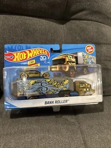 HOT WHEELS 50TH 2018 SUPER RIGS BANK ROLLER W/ FAST CASH CAR - Picture 1 of 3