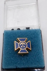 Alpha Tau Omega - Colony Fraternity Pin Badge Crescent & Stars - Picture 1 of 6