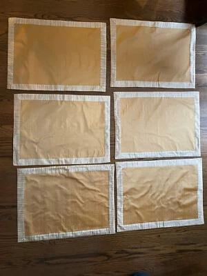 NWT SILK BLEND GOLD GILDED HOLIDAY FESTIVE RECTANGLE PLACEMATS 14X19" Qty 6 LOT - Image 1 of 4