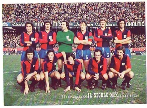 CALCIO SQUADRA GENOA 1975-76 CON AUTOGRAFI CALCIATORI OMAGGIO IL SECOLO XIX - Foto 1 di 1