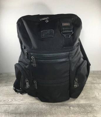 MOCHILA TUMI ALPHA BRAVO KNOX DE SEGUNDA MANO GRIS CON CUERO MARRÓN Foto 1 de 4