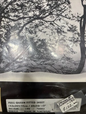 Sábana Ajustable Marimekko "Tuuli" Completa/Reina Árboles Negros/Blancos, Algodón 60x80 * Foto 1 de 2