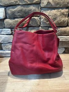 COACH Rich Red Tumbled Leather Three Compartment Vintage Hobo Shoulder Bag - Picture 1 of 6