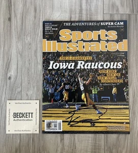 George Kittle Firmado IOWA HAWKEYES 49er Sports Illustrated BECKETT QR CERTIFICADO DE AUTENTICIDAD 4 - Imagen 1 de 4