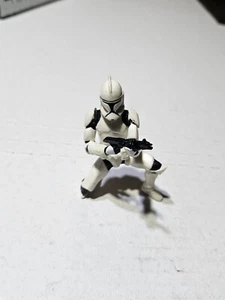 2003 STAR WARS CLONE WARS Army Builder CLONE TROOPER KNEELING Loose 3.75" Figure - Picture 1 of 4