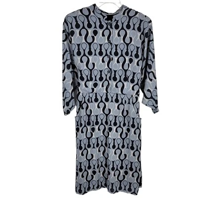 Vestido camisero de crepé estampado gráfico cintura corbata eShakti talla grande 1X/18W Foto 1 de 4