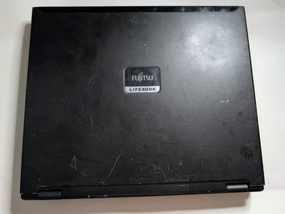 Fujitsu Lifebook Serie B 512 MB RAM, Windows XP, CPU Intel Core Solo, disco duro de 31 GB Foto 1 de 4