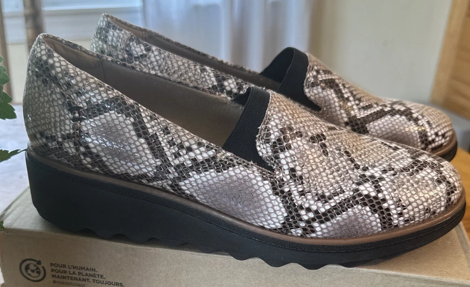Clarks Sharon Dolly Brown Snake Python Shoes Women US8 Loafer Slip On 57569