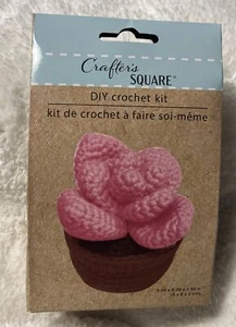 Crafter's Cuadrado HAZLO TÚ MISMO Crochet ROSA SUCULENTO EN OLLA Kit NUEVO - Imagen 1 de 2