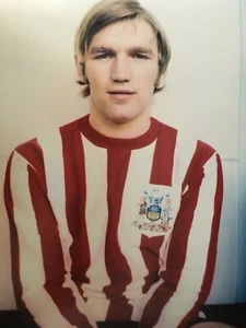 TONY CURRIE - SHEFFIELD UNITED LEGEND - EXCELLENT UNSIGNED PHOTOGRAPH - Picture 1 of 1