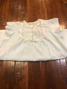 Camisón vintage Barbizon azul claro con ribete de encaje bordado floral talla mediana - Imagen 1 de 8