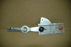 Window regulator (LH) M352A2/A3/M809/M939/M54 2540-00-693-0602 - Picture 1 of 2