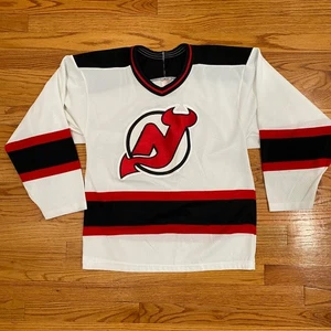 Vintage New Jersey Devils CCM Jersey White Adult Small 1990's NHL Hockey USA - Picture 1 of 10