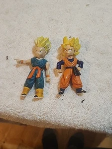 Dragon Ball Z Super Saiyan Goten y Trunks Figuras Irwin Toys (2003) Sueltas - Imagen 1 de 5