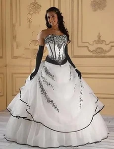 Schwarz-weiße Gothic Brautkleider Herzausschnitt Brautkleider Applikationen Vintage - Bild 1 von 8