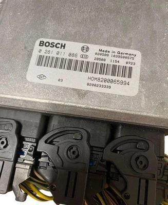 Volvo S40, V40 Motorsteuergerat/-modul 30630417 - Image 1 of 4