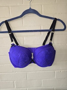 Victoria's Secret 34DD sehr sexy gepolsterter Halb-BH mit Spitze - Bild 1 von 7