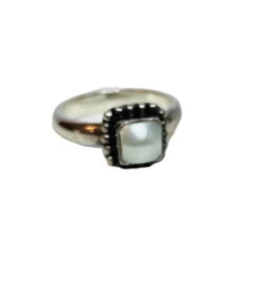 Silpada Sterling 924 Silver Button Frame Mother of Pearl Ring R1617 Sz 8 - Image 1 of 4