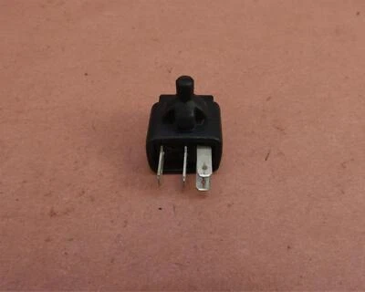 03-06 Relé eléctrico DUCATI 749 999 BIPOSTO Foto 1 de 4